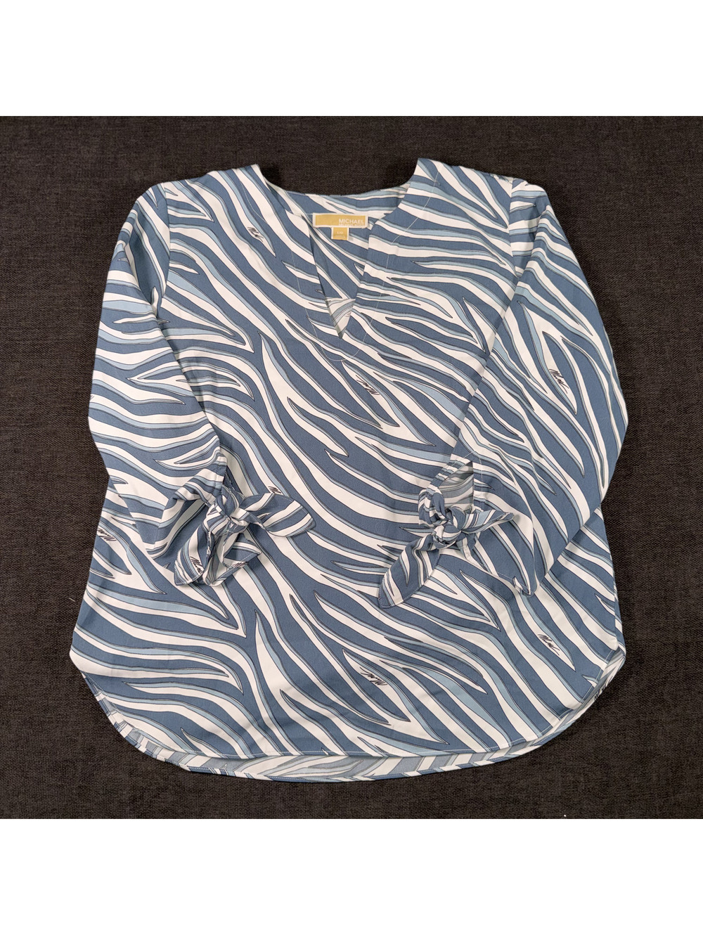 Michael Kors Women's Blue and White Zebra Print Blouse Size L